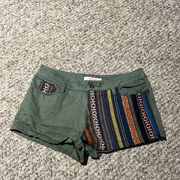 refuge Pants - Embroidered refuge jeans